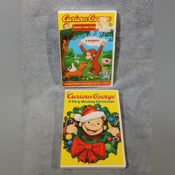 ❤️3/$15❤️Curious George DVD Set - Picture 1 of 3